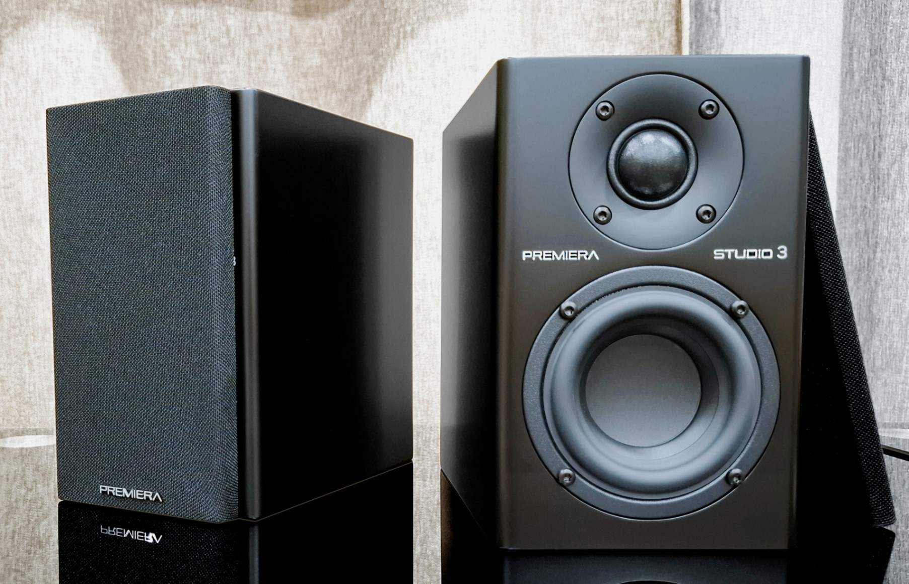 PREMIERA MS-3 Studio 3 - первые в линейке профессиональныx полочныx акустических систем